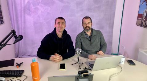 Iñaki Lorda Javier Iborra Twitch Los periodistas Iñaki Lorda y Javier Iborra comentan en directo en Twitch el partido Osasuna-Villarreal