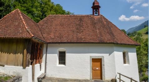 El santoral del 21 de marzo recuerda a San Nicolás de Flüe, patrón de Suiza. En la imagen, la capilla que recibe su nombre en Flüeli-Ranft, en los Alpes suizos El santoral del 21 de marzo recuerda a San Nicolás de Flüe, patrón de Suiza. En la imagen, la capilla que recibe su nombre en Flüeli-Ranft, en los Alpes suizos