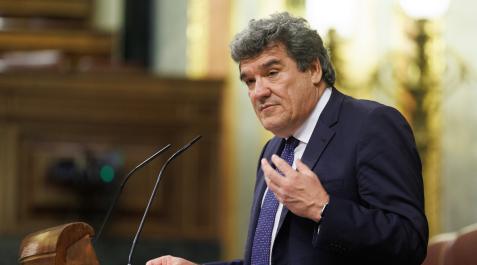 José Luis Escrivá El ministro Escrivá, durante su intervención en el Pleno
