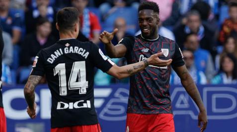 Dani García e Iñaki Williams durante el encuentro contra el Espanyol