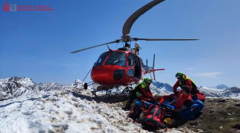 Rescatado tras sufrir una caída en el monte Txamantxoia, en Isaba Rescatado tras sufrir una caída en el monte Txamantxoia, en Isaba