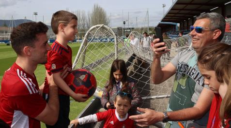 kike A: EDUARDO BUXENS
F: 11 ABRIL 2023
L: TAJONAR
T: ENTRENAMIENTO OSASUNA EN TAJONAR