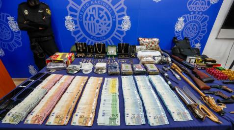 clan-saavedra-canada-real-drogas Una operación policial desmantela el mayor foco de venta de droga en la Cañada Real en la que la policía ha intervenido más de 125.000 euros en efectivo