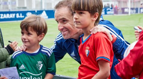 jagoba A: J.P. Urdíroz
F: 12-04-2023
P: Jagoba Arrasate
L: Pamplona
T: Instalaciones del C.A. Osasuna en Tajonar. Entrenamiento del primer equipo.