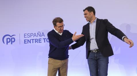 Núñez Feijóo y Javier García Alberto Núñez Feijóo y Javier García, en el acto del PP en Cintruénigo