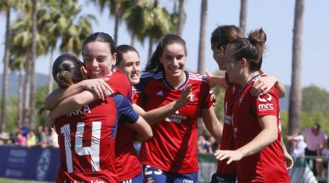 Iara Lacosta, Carmen Sobrón, Celia Ochoa, Maite Valero, Mar Torras y Patri Zugasti, en Córdoba