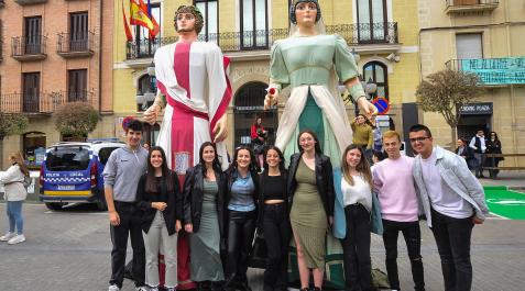 Asociación Juvenil Moviendo Falces Asociación Juvenil Moviendo Falces