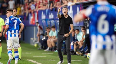 Fotos del partido Osasuna-Real Sociedad y del homenaje a la plantilla de 2005 Osasuna - Real Sociedad