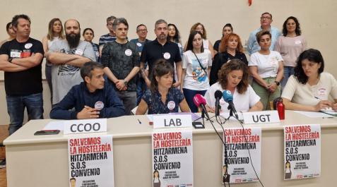Los sindicatos UGT, CCOO, ELA y LAB han exigido este jueves que se desbloquee el convenio de la hostería Los sindicatos UGT, CCOO, ELA y LAB han exigido este jueves que se desbloquee el convenio de la hostería