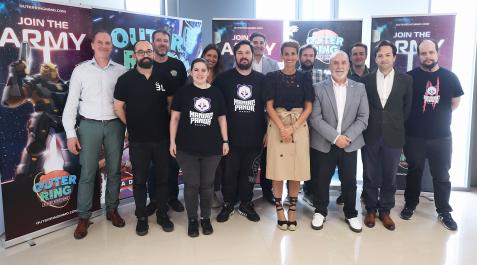 Chivite Chivite y CIgudosa con personal de la empresa Nexxyo Labs