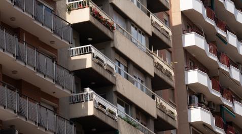 Fachada de un edificio en Barcelona Fachada de un edificio en Barcelona