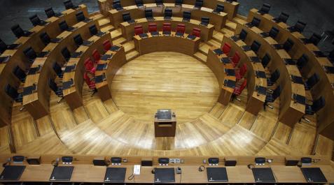 _A_ JOSE CARLOS CORDO (37469635) El hemiciclo del Parlamento, donde se sentarán los futuros miembros de la Cámara y el nuevo Gobierno de Navarra
