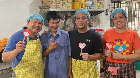 Usuarios del centro para personas con discapacidad de Elsie Gaches Village, en Manila, de la Fundación Juan Bonal Usuarios del centro para personas con discapacidad de Elsie Gaches Village, en Manila, de la Fundación Juan Bonal