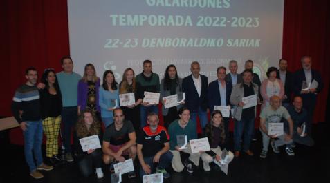 Entrega de galardones de la Federación Navarra de Balonmano (temporada 2022-2023) Entrega de galardones de la Federación Navarra de Balonmano (temporada 2022-2023)