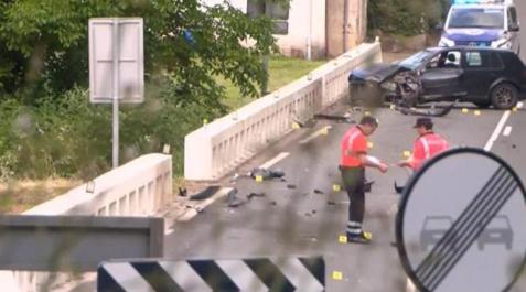 Accidente Leorburu La Ertzaintza trabaja en el lugar del accidente