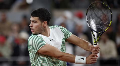 Carlos Alcaraz, en el partido contra Denis Shapovalov Carlos Alcaraz