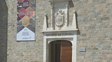 Edificio del Archivo Real y General de Navarra. Edificio del Archivo Real y General de Navarra.