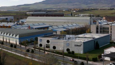 Cigudosa y Ayerdi conocen los avances en movilidad sostenible en NAITEC