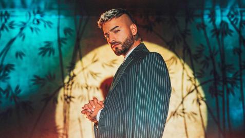 El artista colombiano Maluma en una pose promocional de 'Sobrio'