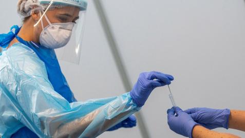 Los contagios siguen en descenso en Navarra