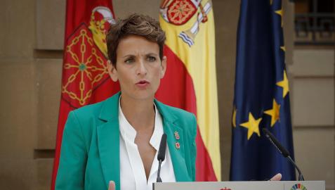 María Chivite, en su comparecencia en los jardines del Palacio de Navarra