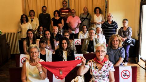 Los voluntarios y voluntarias homenajeados.