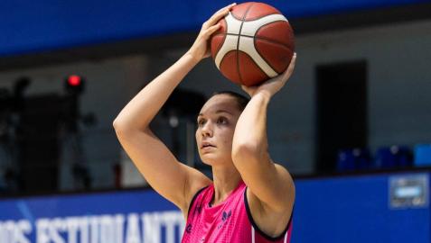 Irati Etxarri durante el partido del sábado frente al Movistar Estudiantes Irati Etxarri durante el partido del sábado frente al Movistar Estudiantes