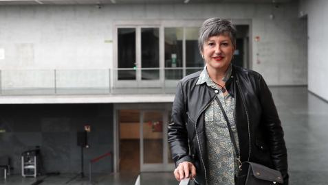 Elur Ulibarrena, en el Parlamento de Navarra justo antes de su comparecencia Elur Ulibarrena, en el Parlamento de Navarra justo antes de su comparecencia