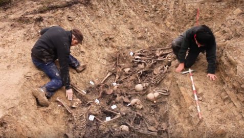 Restos del mendaviés Francisco Lecea en la fosa de Olave