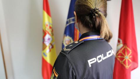 La pamplonesa Elena Irisarri Huarte, de 46 años, es agente de la Policía Nacional, en Pamplona.