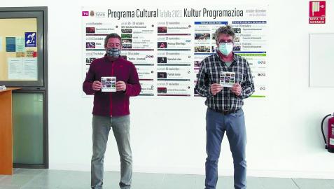Pedro Leralta (izda.) y Atxu Ayerra en la presentación