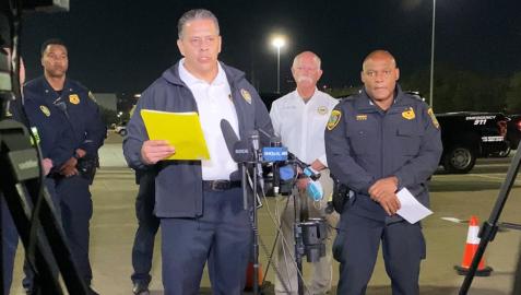FestivalHouston El jefe de la Policía Samuel Pena se dirige a los medios tras el incidente en el festival