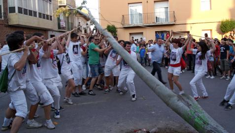 Los quintos protagonizan las fiestas de primavera