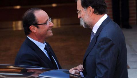 Rajoy recibe a Hollande para analizar la crisis de la eurozona