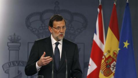 Rajoy defiende al Rey y la