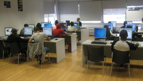 Ciberaula de la Casa de la Juventud reabre sus puertas en agosto