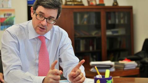 Iribas: “Este curso escolar tampoco va a haber oposiciones” Iribas: “Este curso escolar tampoco va a haber oposiciones”