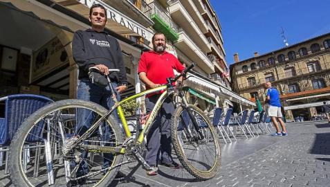 El ayer y el hoy de un día de la bici que cumple 25 años en Estella El ayer y el hoy de un día de la bici que cumple 25 años en Estella