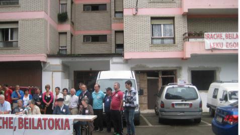 El Defensor del Pueblo sugiere prohibir tanatorios bajo viviendas