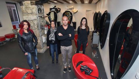 Raúl García, desalojado de la ladera junto al embalse que se deslizó