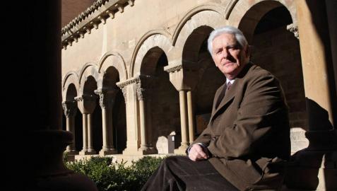 Queja por el envío a Pamplona de archivos de parroquias riberas
