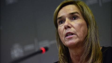 'La crisis del ébola' vuelve a poner a Ana Mato en el punto de mira