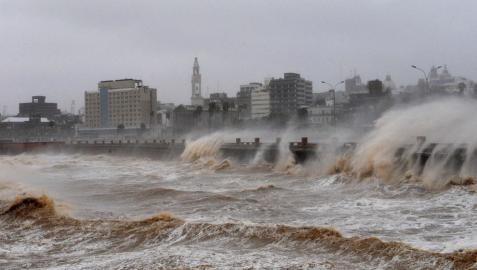 El temporal deja ocho muertos en Uruguay, Paraguay y Argentina