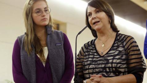 La mujer de Ledezma aboga por seguir