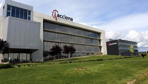 Acciona presenta pérdidas por primera vez por la reforma energética