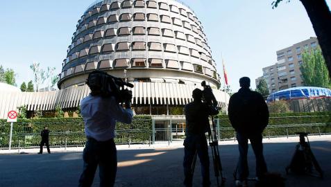 Diez leyes navarras están pendientes del Tribunal Constitucional Diez leyes navarras están pendientes del Tribunal Constitucional