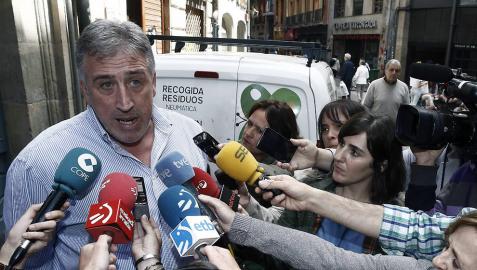 Asiron inicia la legislatura con una visita al área de Bienestar Social