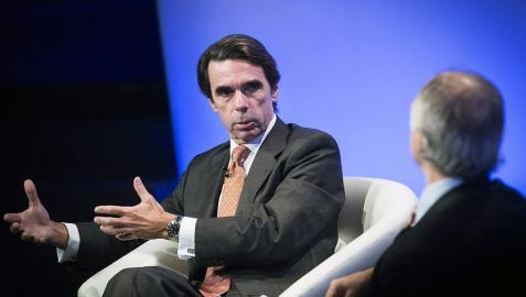 Aznar alerta al PP de que Ciudadanos puede hacerse con el centro-derecha