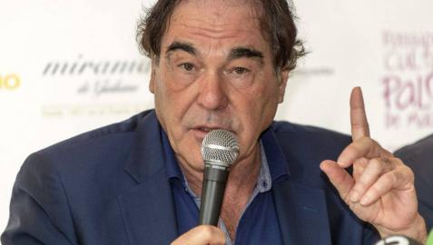 El director de cine estadounidense Oliver Stone.