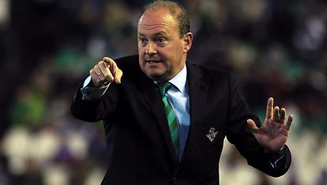 Pepe Mel no descarta ningún objetivo